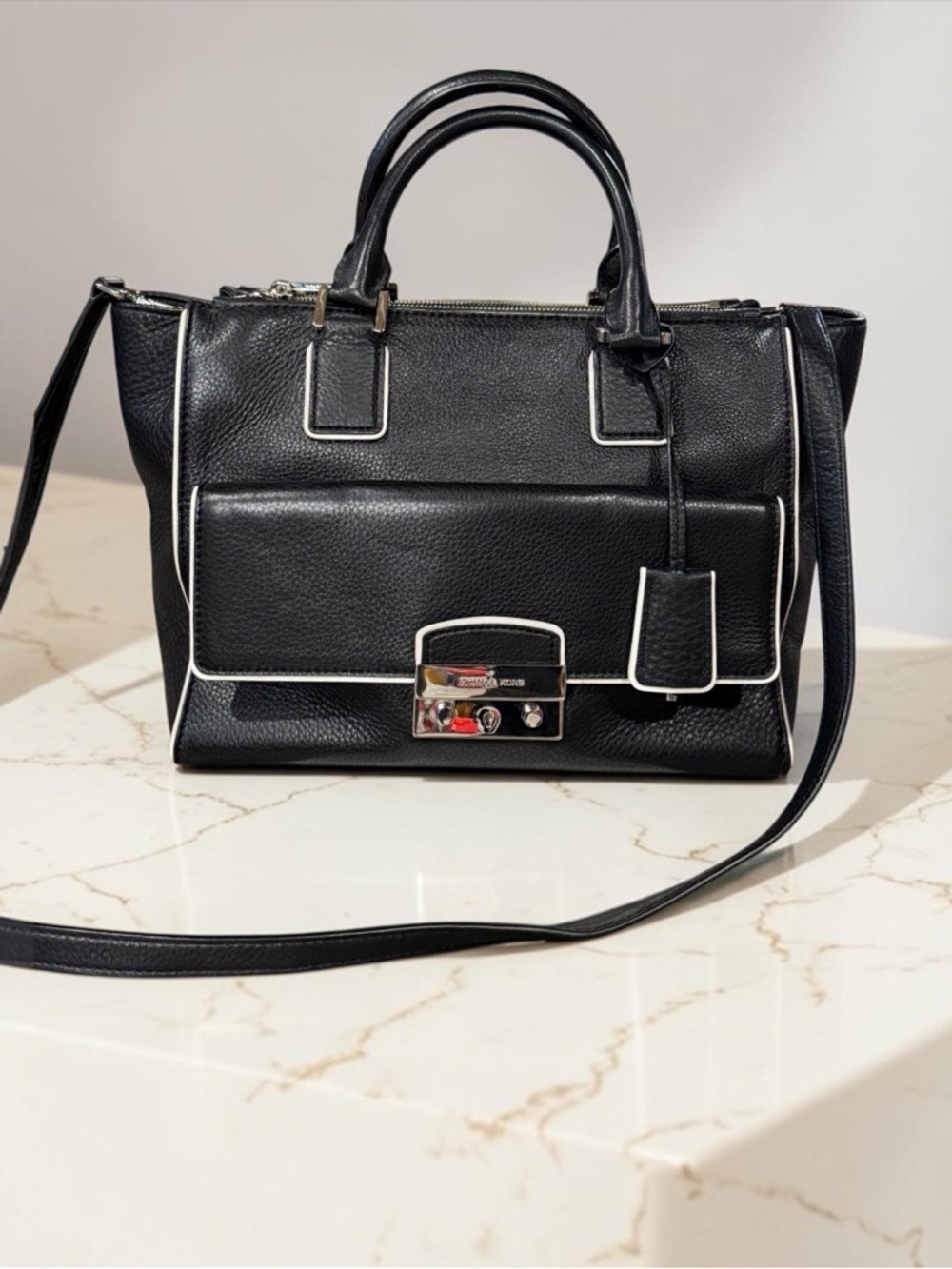 Michael Kors Black Pebble Grain Leather Tote - Picture 3 of 11